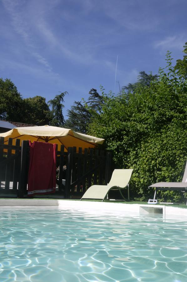 Bed and Breakfast Domaine De Puytirel Champagne-et-Fontaine Exteriér fotografie